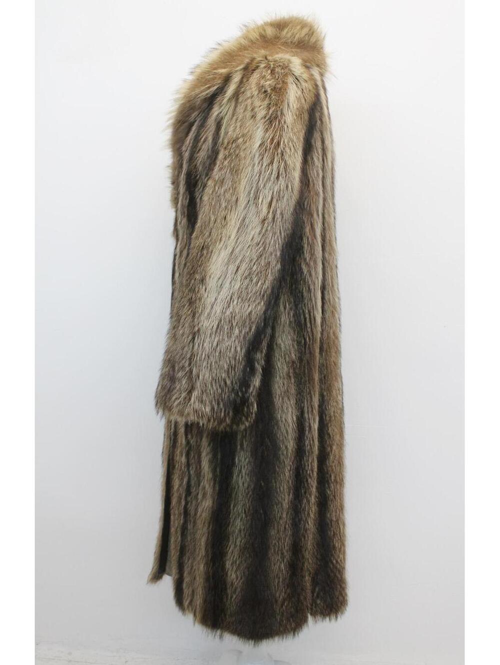 Scrap Item: Canadian Racoon Raccoon Fur Coat Jacket Women Woman Size N/A - Picture 3 of 6